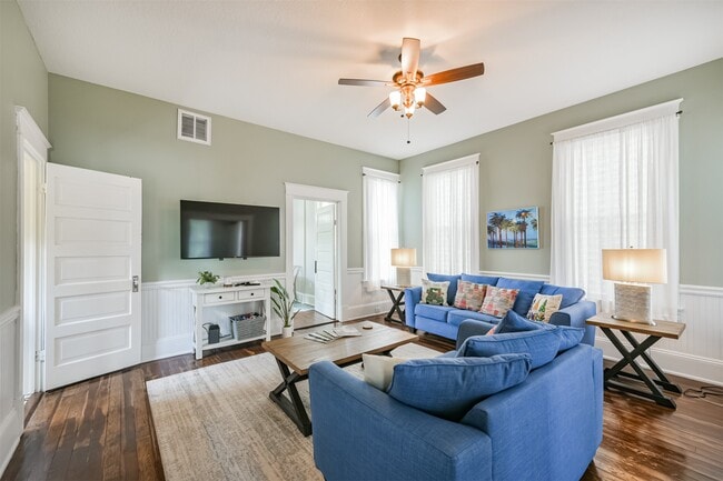 Photo - 1402 26th St