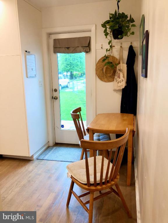 Photo - 400 Riggs Rd NE