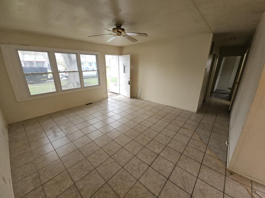 Photo - 4131 Arcadia St (Indianapolis, IN)