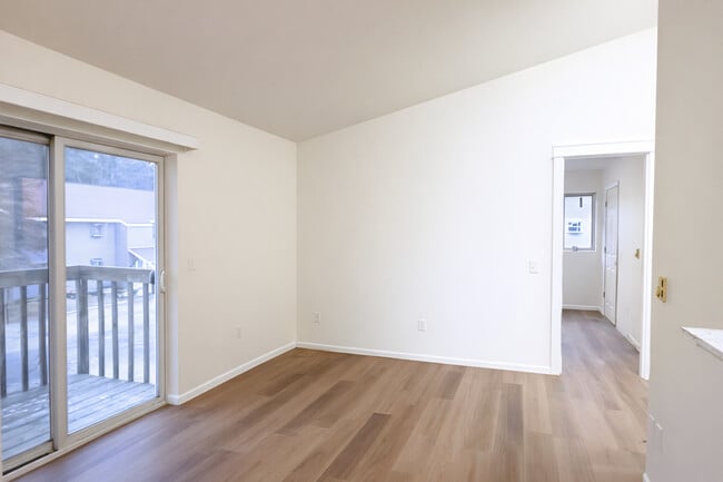 Photo - Pinebrook Corner Apartments