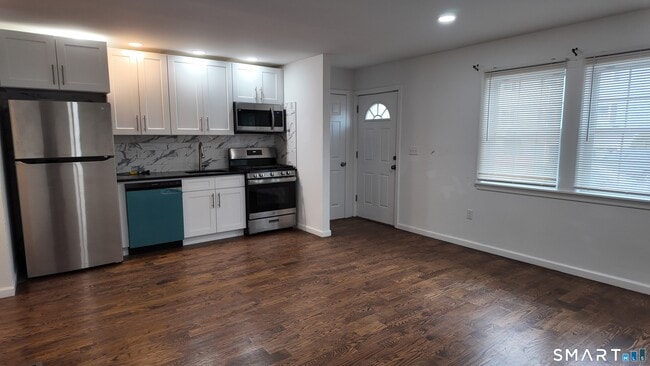 Photo - 1257 Howard Ave