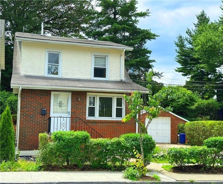 Photo - 44 Fisher Ave