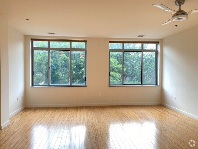 Building Photo - 25 McWilliams Pl Unit 302 Rental