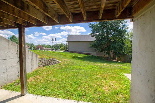 Photo - 208 Jackal Dr