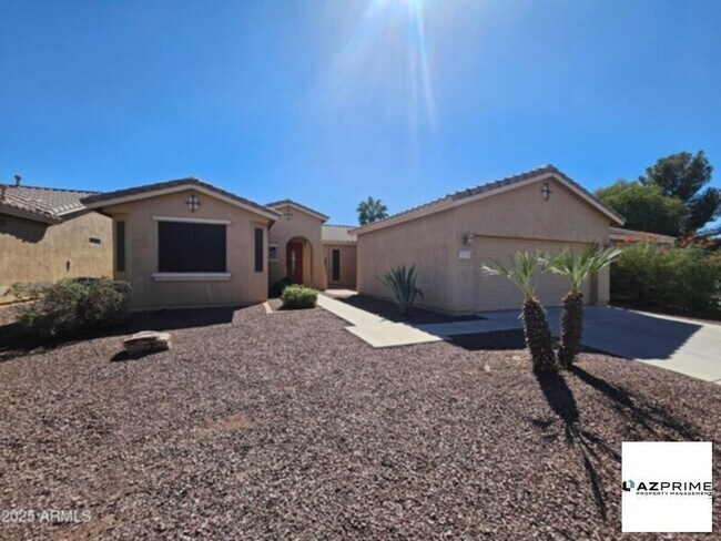 Building Photo - Lovely house