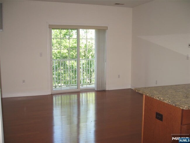 Photo - 2411 Windsor Park Ct