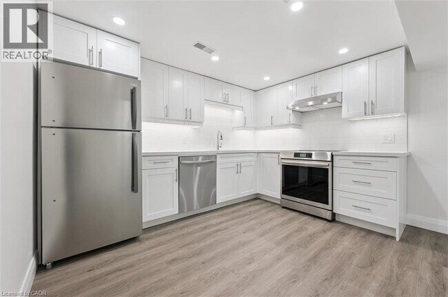 Photo - 74 Elm Ridge Dr