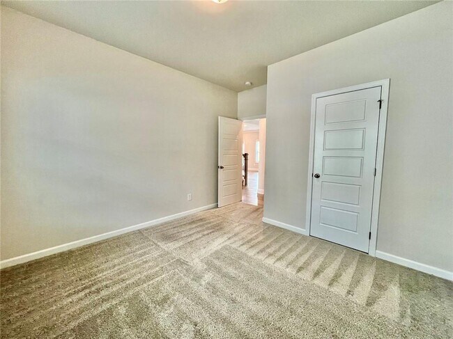 Photo - 1702 Dover Creek Ln