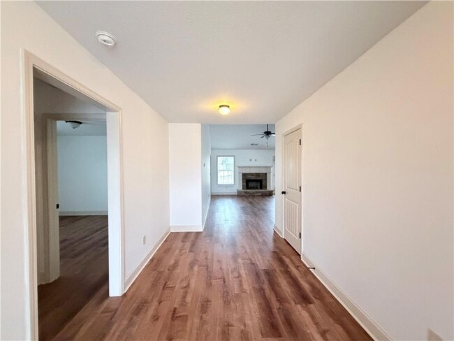 Photo - 292 Jameston Dr