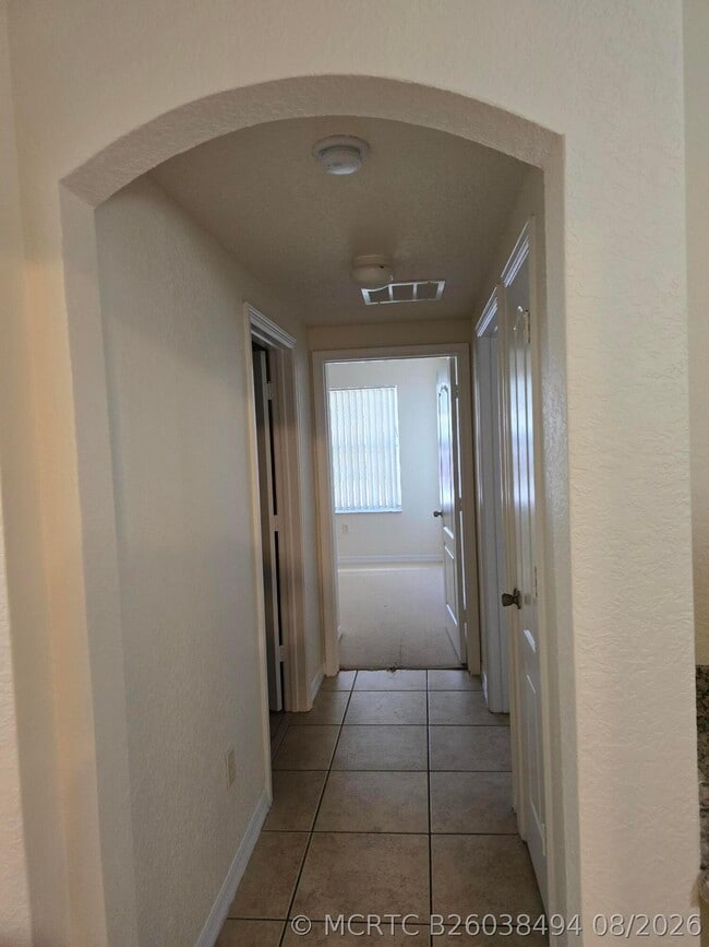 Building Photo - 146 SW Peacock Blvd Unit 24