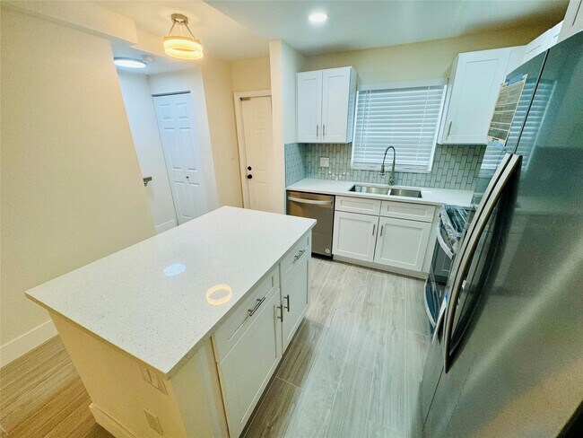Photo - 805 W Oakland Park Blvd Unit E5