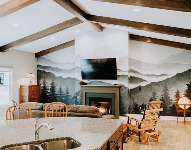 New furnished home on 30 acres available now! - New furnished home on 30 acres available now!