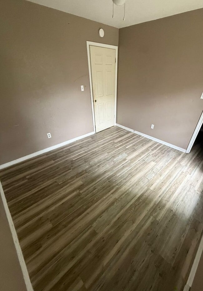 Photo - House For Rent 2065 88th Cir, Beaumont, TX 77707