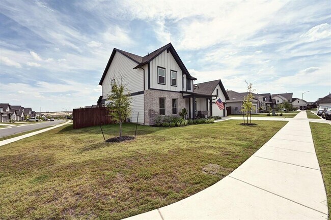 Photo - 115 Bamboo Dr