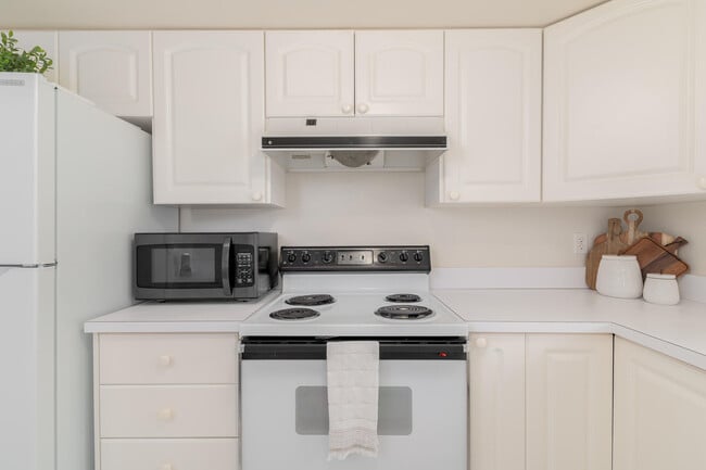 Photo - 2950 SE Ocean Blvd Unit 2-4