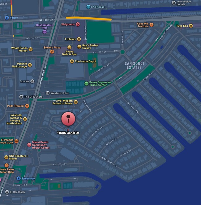 Building Photo - 2 bedroom 1 bathroom Apartment For Rent Now Unit 8