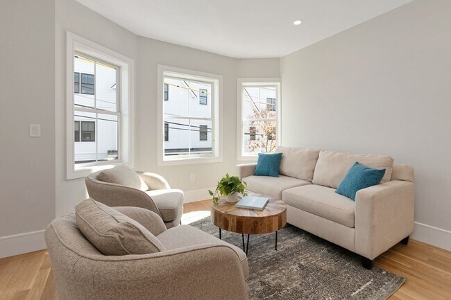 Photo - 23 Berkshire St Unidad 2