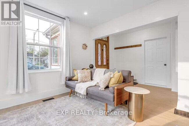 Photo - 9 Caldwell St