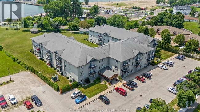 Photo - 44 Robson Rd Unit 303