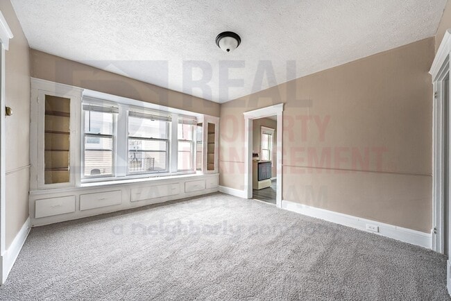 Photo - 121 Logan St Unit Lower
