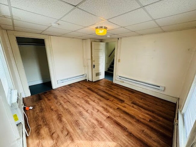 Photo - 719/721/723 Naomi St Unit 723