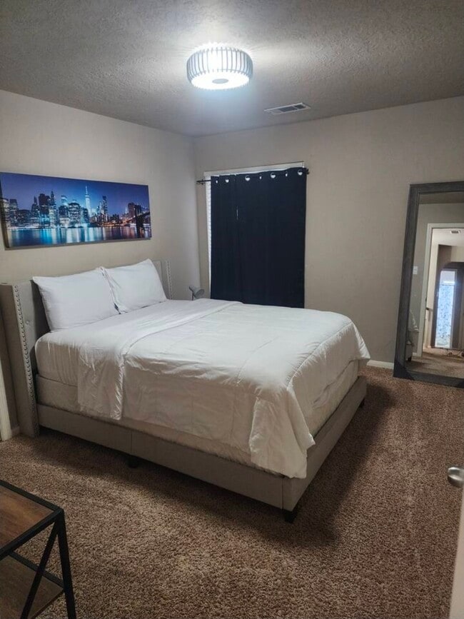 Photo - 16303 Candlerock Ct