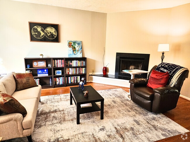 Building Photo - 14506 Mayfair Dr Rental