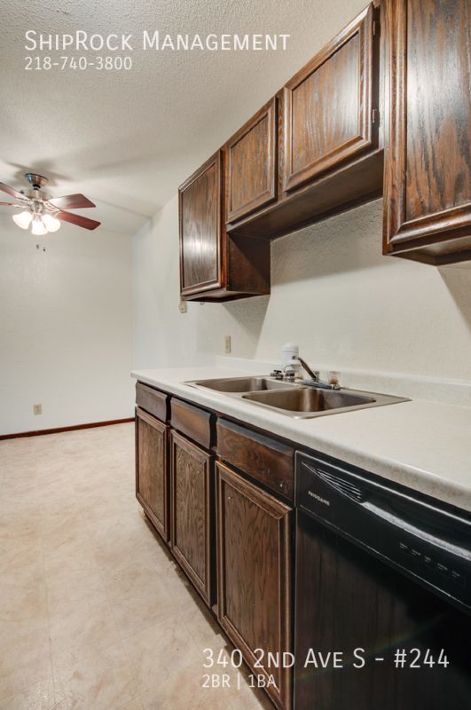 Photo - 340 2nd Ave S Unidad #244