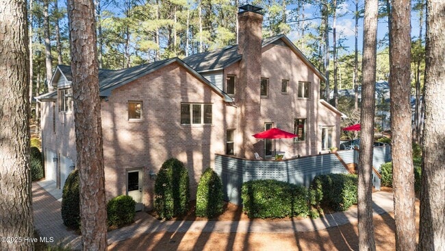 Photo - 17 McMichael Dr