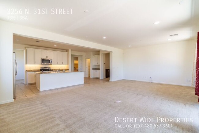 Photo - 3256 N 31st St