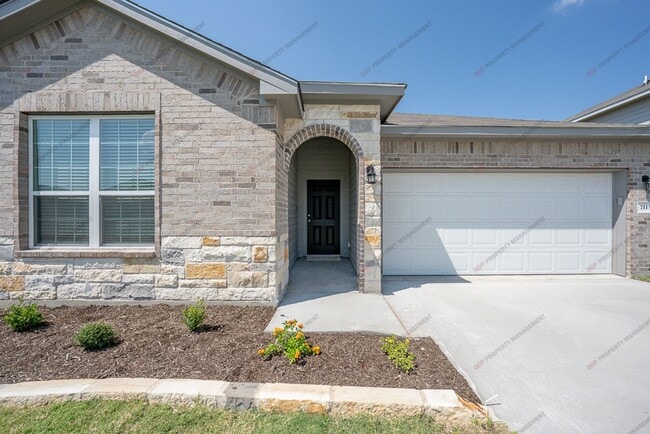 Photo - 711 Friars Lndg Dr