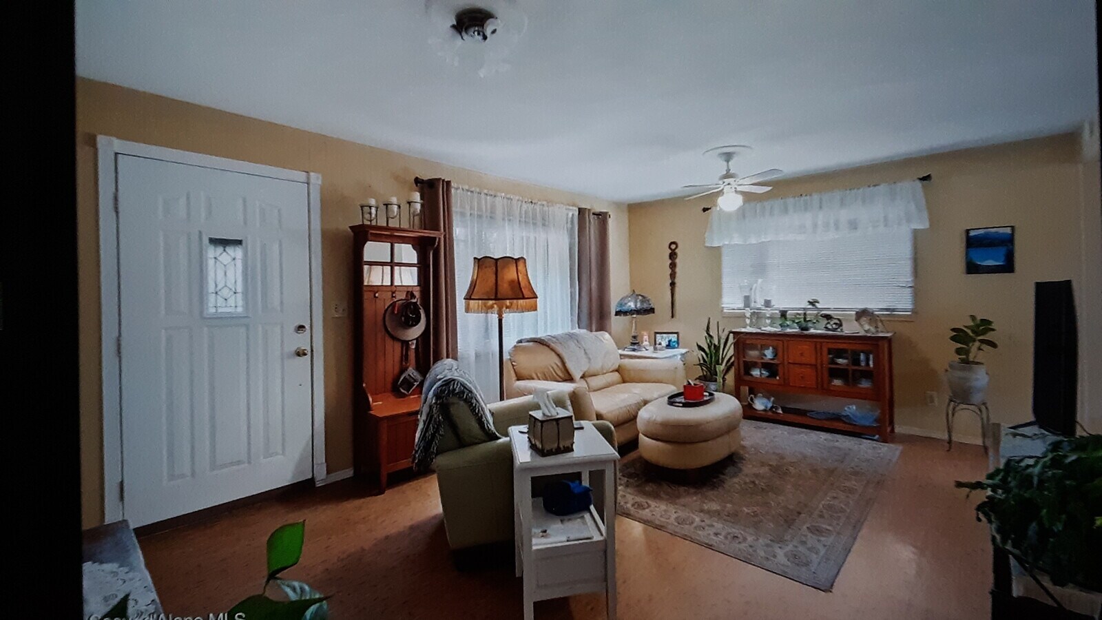Photo - 812 E Bancroft Ave