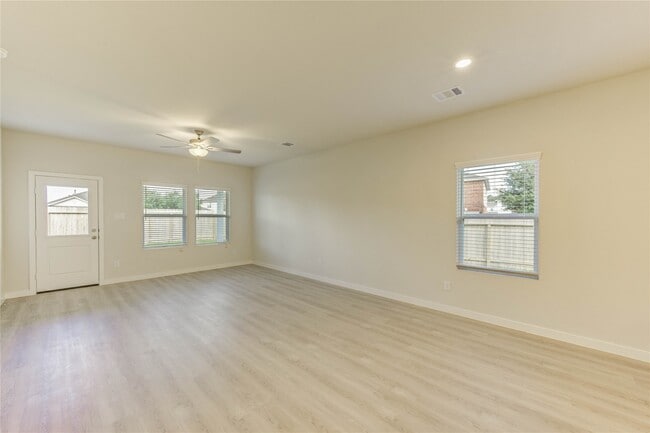 Photo - 21526 George Wayne Wy