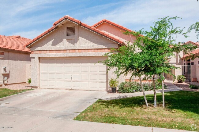 Building Photo - 3 BEDROOM HOME IN CHANDLER WITH COMMUNITY ...