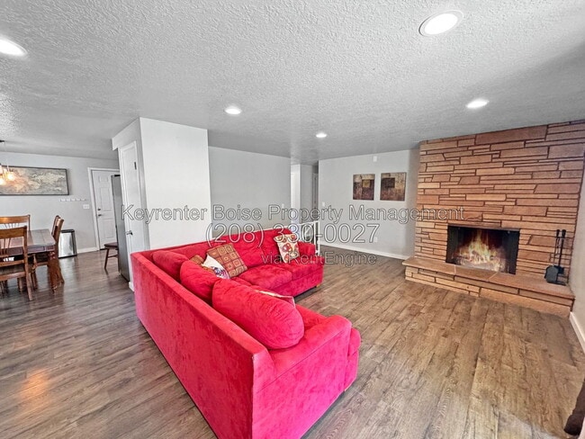 Photo - 5603 Centerbrook Dr