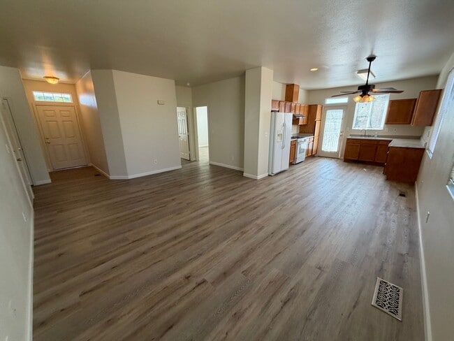 5910 Sapphire Ridge Ct