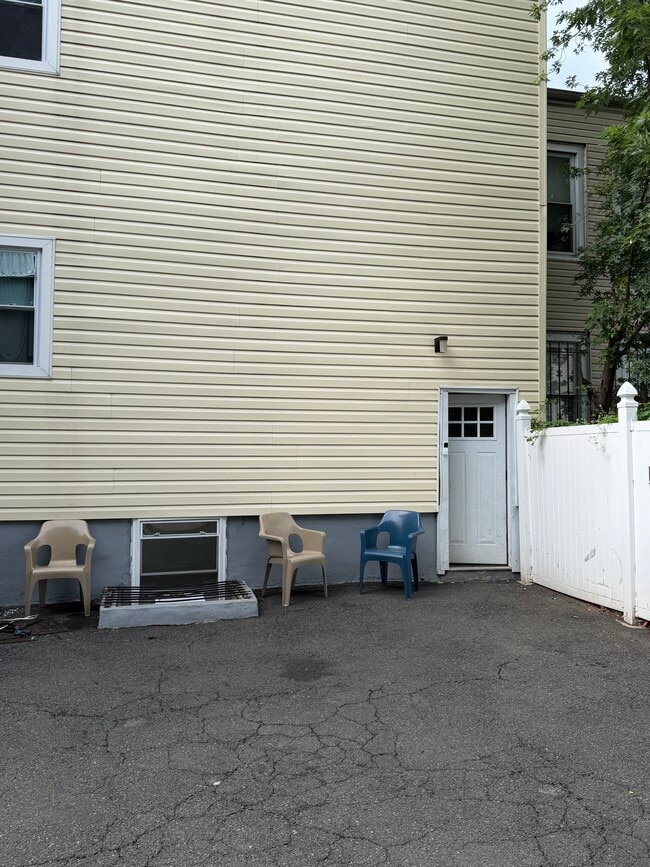 Photo - 112 S 14th St Unit B