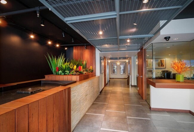 Photo - 1022 Tiverton