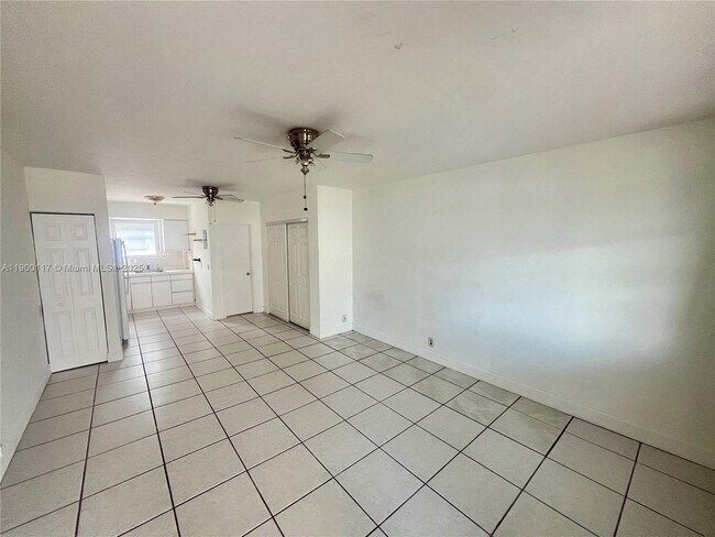 Photo - 158 Ocean Dr Unidad 406