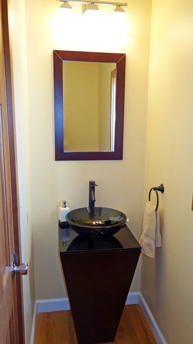 Photo - 33 River Front Dr Unit 9