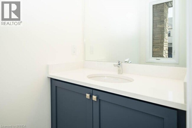 Photo - 74 Granka St