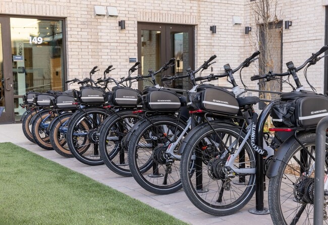E-Bike Rentals - Vista at Summit