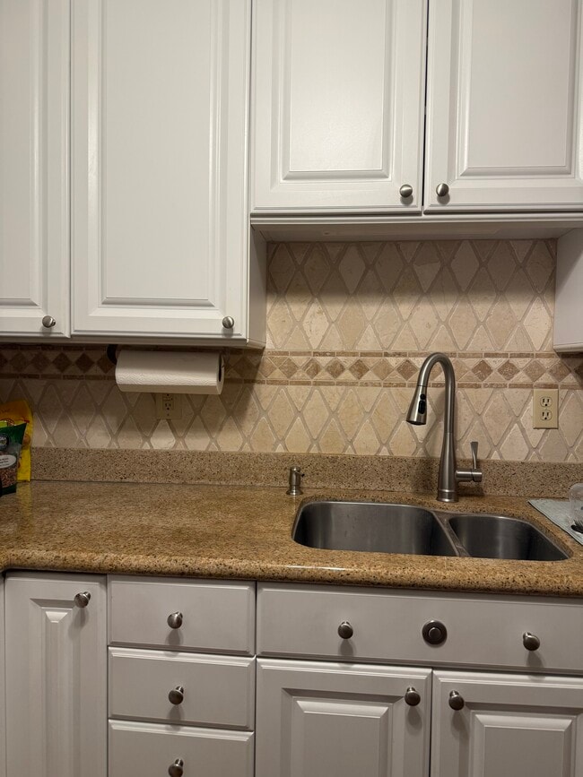 Photo - 75 S Las Olas Dr