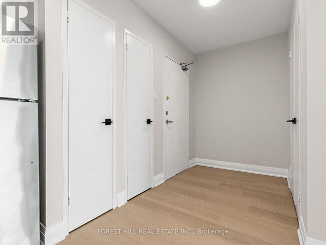 Photo - 141 Lyon Ct Unit 1408