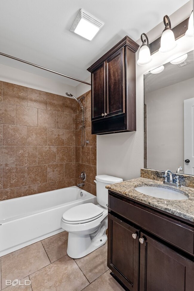 Photo - 2370 Tallgrass Cir