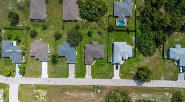 Photo - 4129 NE 19th Pl