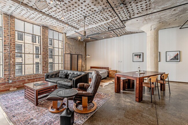 Photo - Modern Studio Loft in Downtown Dallas – Wa...
