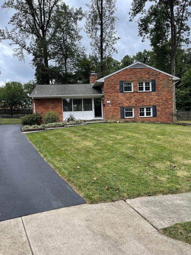 Photo - 7603 Cosgrove Pl