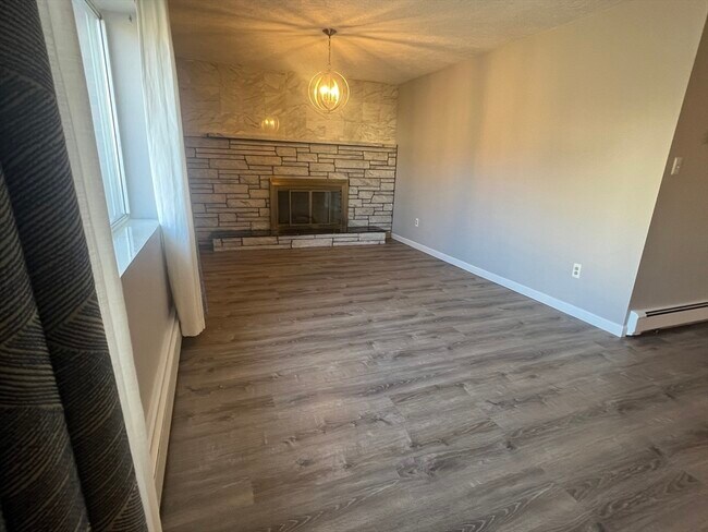 Photo - 236 Palfrey St