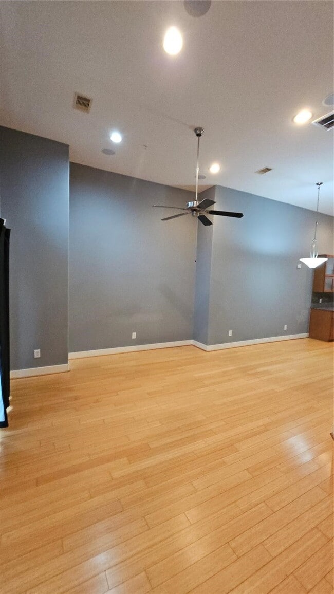 Photo - 2301 Camden Dr